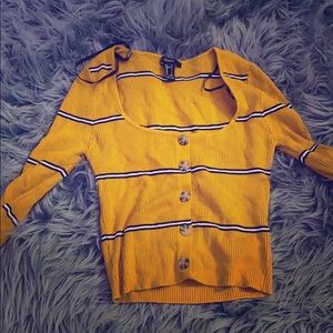 This top is brand new very cute